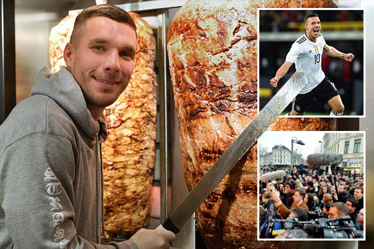 Nhà vô địch World Cup trở thành triệu phú nhờ bán bánh mì doner kebab