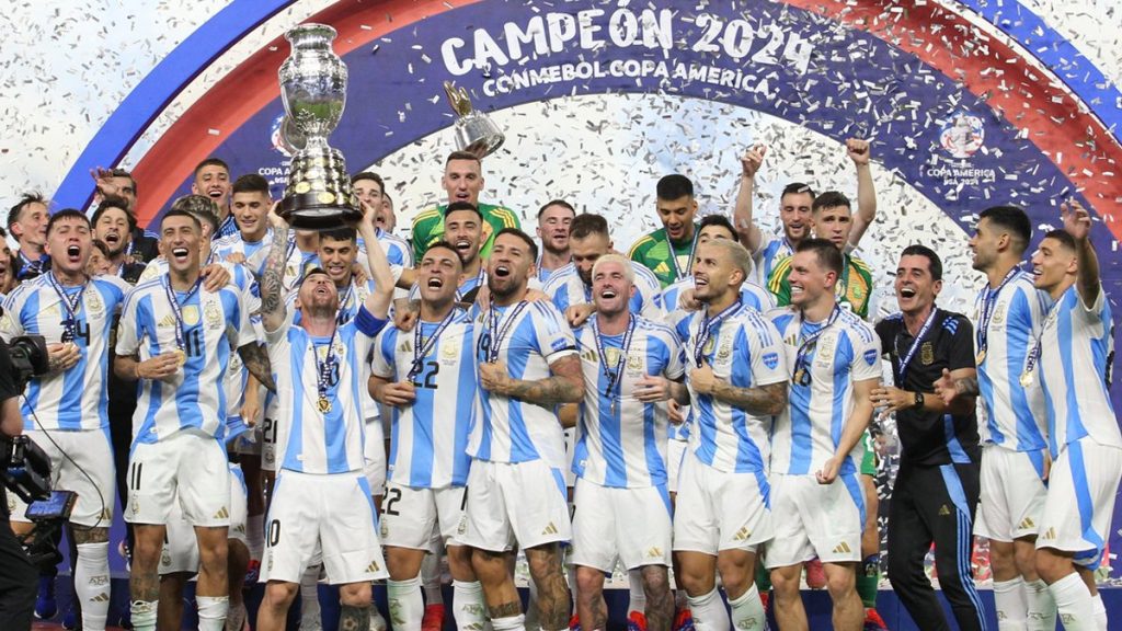 Argentina players celebrate with the Copa America 2024 title