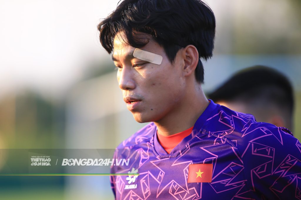 Một trụ cột ĐT Việt Nam gặp vấn đề trước chung kết lượt về 2 d25r1406 0301183258