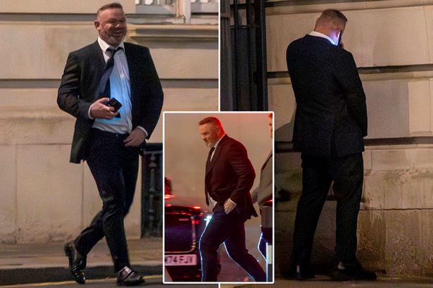 0 PAY Excl Wayne Rooney Gets Caught Short