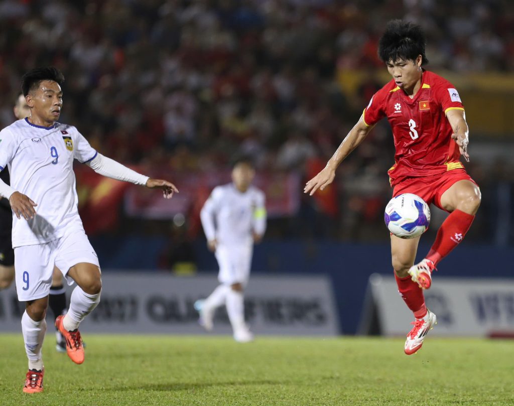 Văn Vĩ cứ vào sân là ghi bàn, còn cơ hội cho Jason Quang Vinh lên ĐTVN? 4 tuyen viet nam lao 13 111968