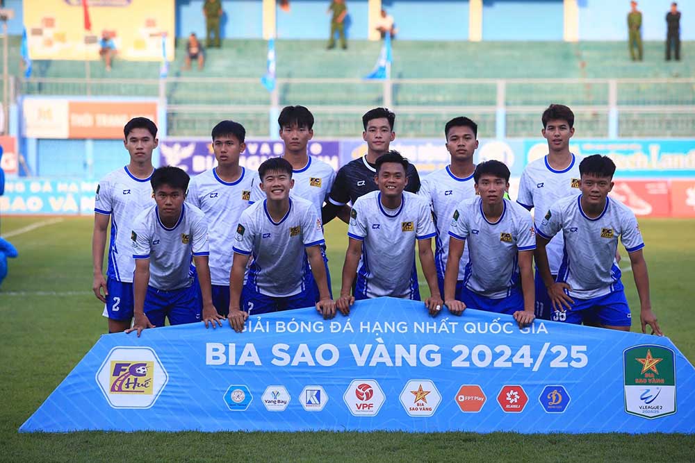 Lần đầu tiên sau 12 năm: CLB hạng Nhất chính thức xuống hạng 3 Hue 2