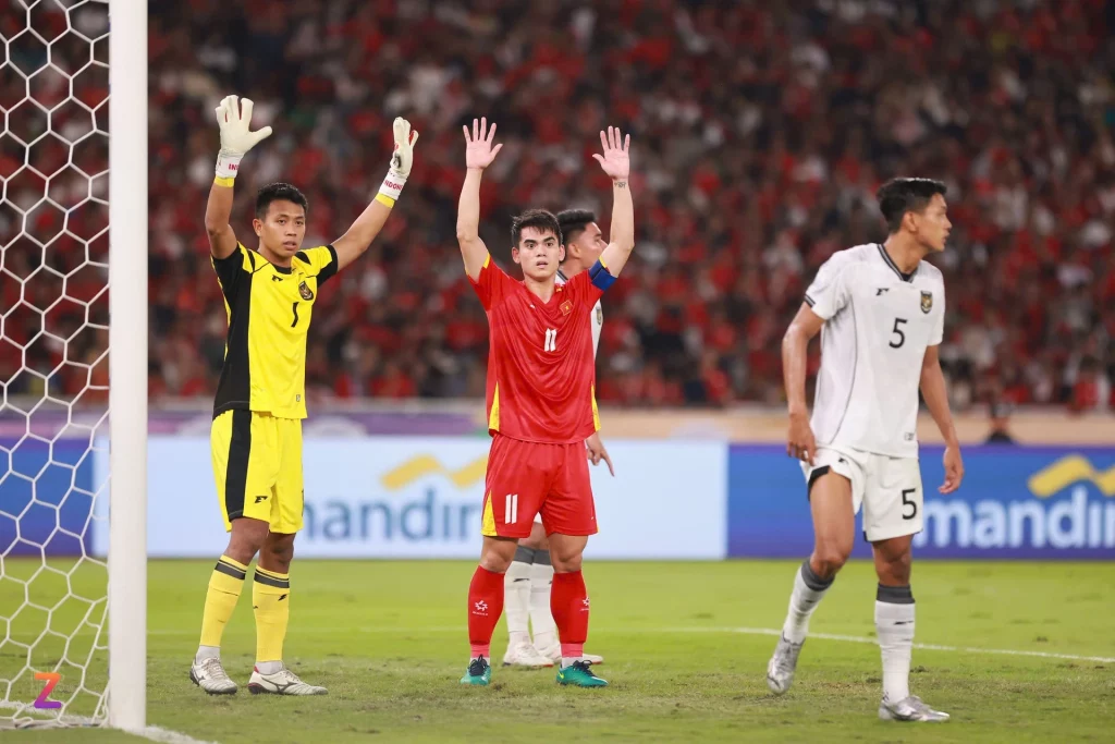 Phản ứng của CĐV Đông Nam Á khi Việt Nam vô địch ngay trên đất Indo 4 3 znews 9