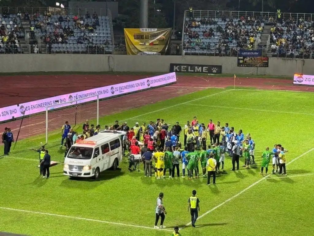 Thủ môn Malaysia qua đời ngay trên sân 2 WhatsApp Image 2025 07 06 at 9.46.40 AM