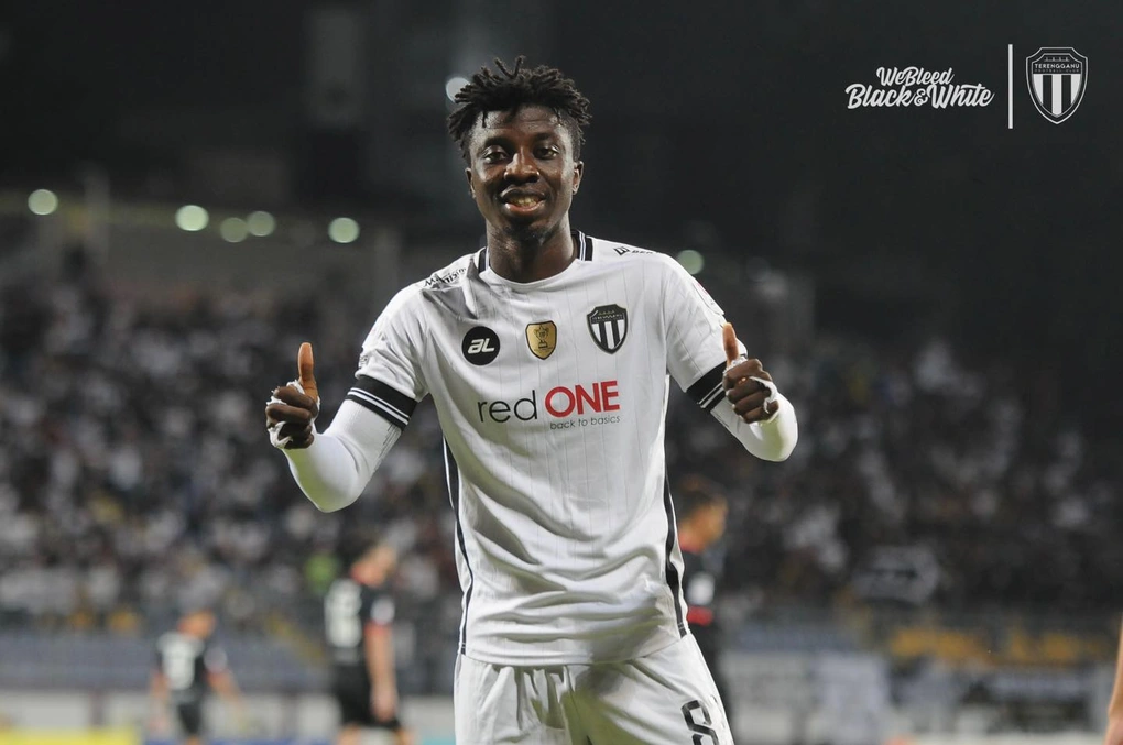 Triệu tập cầu thủ không có giấy tờ, Malaysia suýt nữa bị xử thua thêm 2 trận 2 ngoi sao nhap tich rut lui bi an khoi doi tuyen malaysia 1762874435715