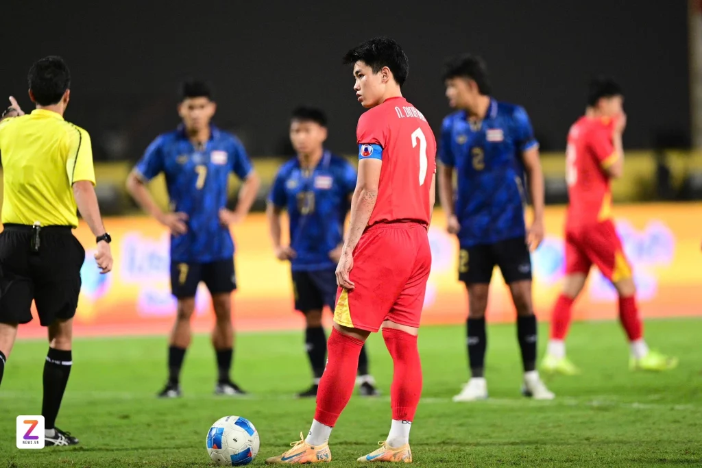 Nhầm lẫn nghiêm trọng sau bàn thắng thứ 3 của U22 Việt Nam 2 1 znews 1