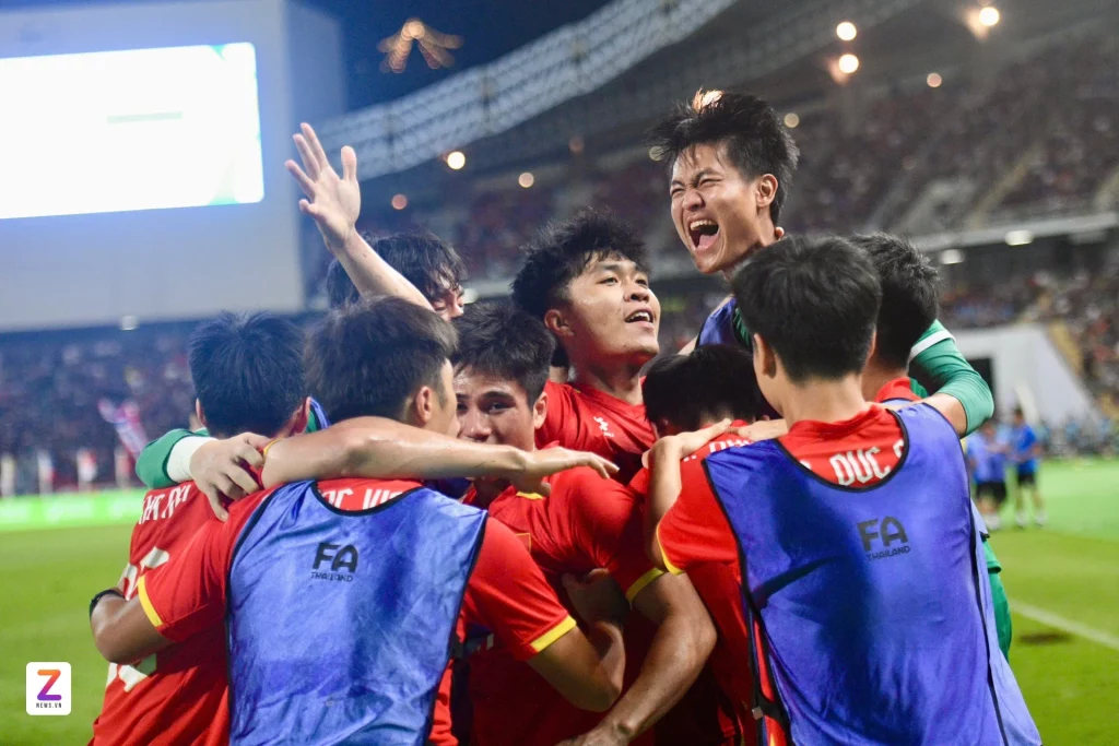 Truyền thông Đông Nam Á: "Việt Nam quá bản lĩnh, tấm HCV là hoàn toàn xứng đáng 3 2 znews 1