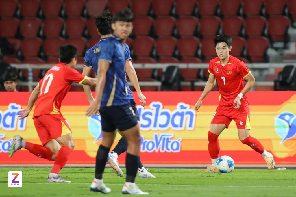 CĐV Thái Lan: "Cầu thủ Việt Nam chạy không biết mệt suốt 120' còn chúng ta chỉ đi bộ" 1 6 znews 1