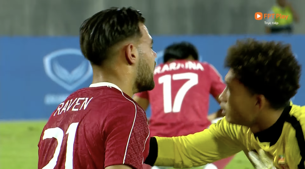 Được Việt Nam giúp 1 tay, Indonesia vẫn không thể vượt qua vòng bảng SEA Games 2 Ảnh chụp Màn hình 2025 12 12 lúc 7.57.34 CH e1765544848930