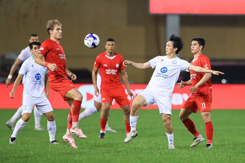 Không thắng 10 trận liền, ĐKVĐ Nam Định nguy cơ rớt hạng 3 Nam Dinh Fc