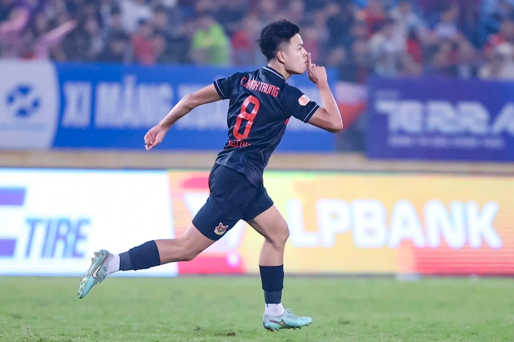 hang loat cau thu viet kieu toa sang hlv kim sang sik nhan tin vui edited 1770011508744 1