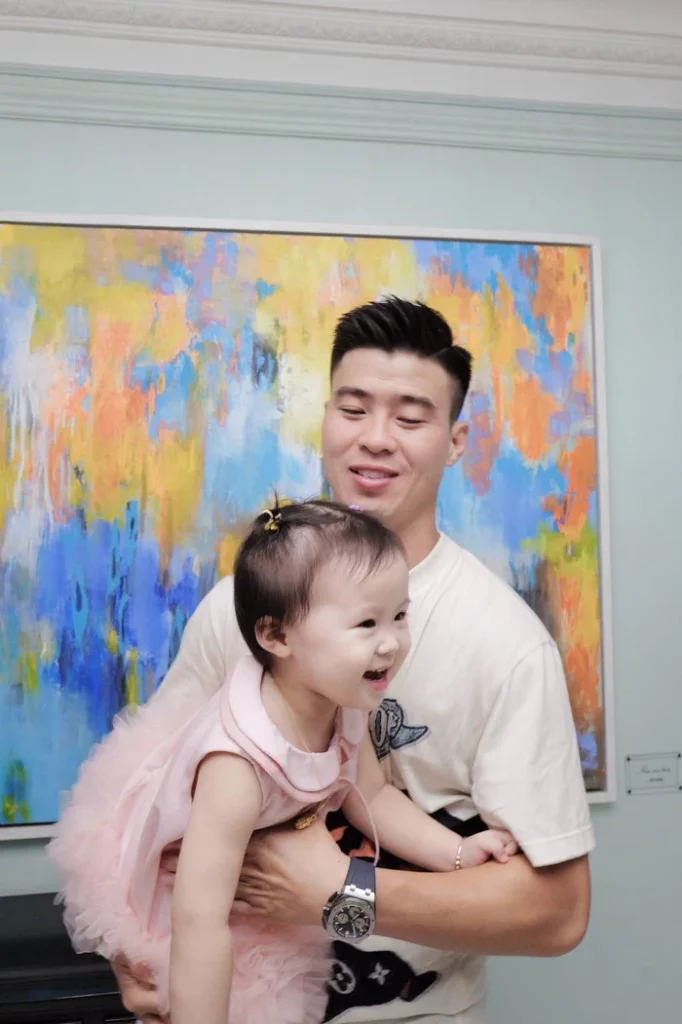 uleq17vcjw1 xl854i597f2 2ai35dfhhw3 064955trung ve do duy manh bi mat dong ho hieu tri gia gan 15 ty dong do vo tang064955 up