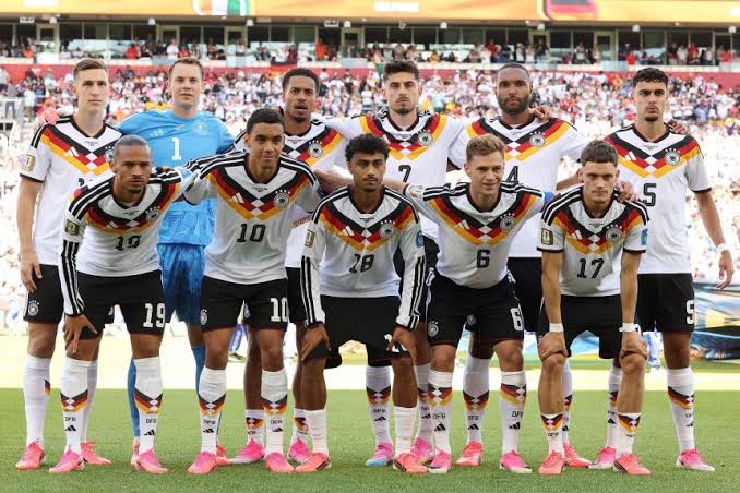Trụ sở LĐBĐ Đức bị cảnh sát đột kích ngay sau khi bị loại khỏi World Cup 2 images 19