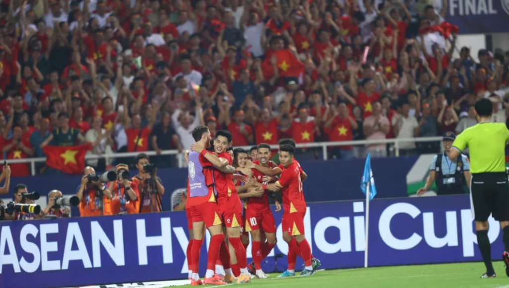 Truyền thông Indonesia choáng với tiền thưởng của ĐT Việt Nam hậu ASEAN Cup 2 ccc3d8fe1b9a8b7c489aa17403d7e2e1