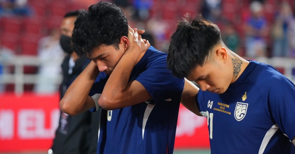 Báo Thái Lan: Đã 1313 ngày trôi qua, chúng ta vẫn chưa thắng được Việt Nam" 2 thai lan thua tuyen viet nam tai asean cup hon ca mot that bai 91933