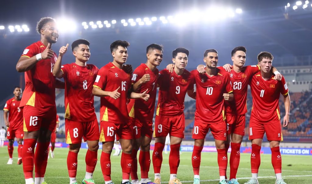 ĐT Việt Nam nhận tin cực vui từ FIFA sau trận thắng Philippines 1 Vietnam celebrate a goal against the Philippines at the FIFA ASEAN Cup