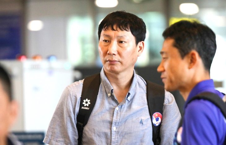 FIFA sẽ lo toàn bộ chi phí cho Xuân Son về nước chữa trị chấn thương 3 edit kim sang sik1 17182493402381498803240 e1789552985277