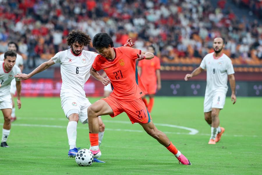 ĐT Trung Quốc hứng chịu cú sốc lớn từ FIFA sau giải giao hữu thảm họa 2