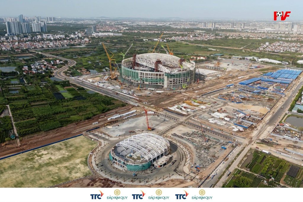 Tiến độ thần tốc, SVĐ 60.000 chỗ ở Hà Nội hoàn thiện hệ thống mái vòm khổng lồ 2 839960376 1033999252986565 7942077528873913816 n