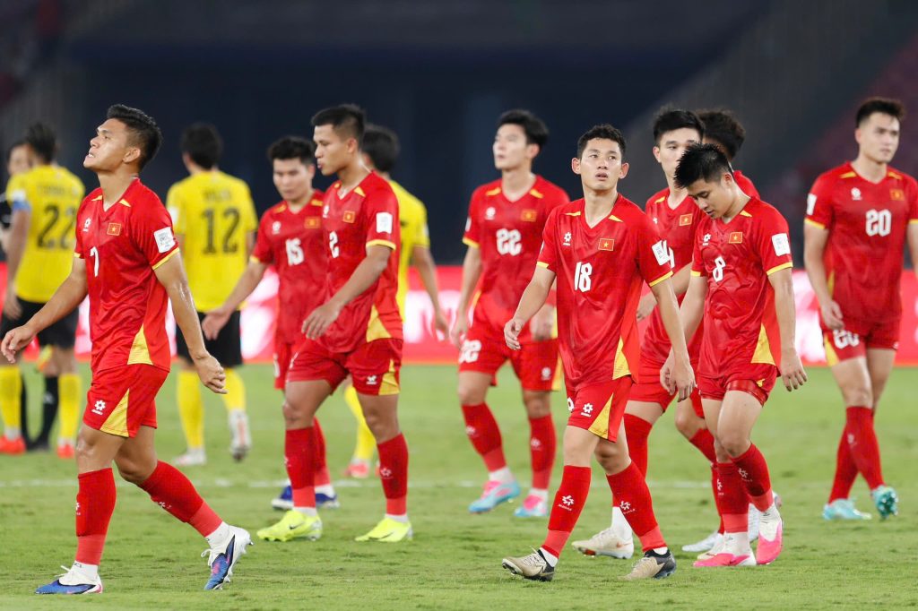 dT Viet Nam thua Malaysia sau hon 10 nam thu hang FIFA bien dong ra sao 1791198849395 102113918815298987 g8178877560252923 1791202407 553 width2560height1706